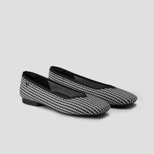 New Vivaia Margot Square Toe V-cut Houndstooth Ballet Flats Black White